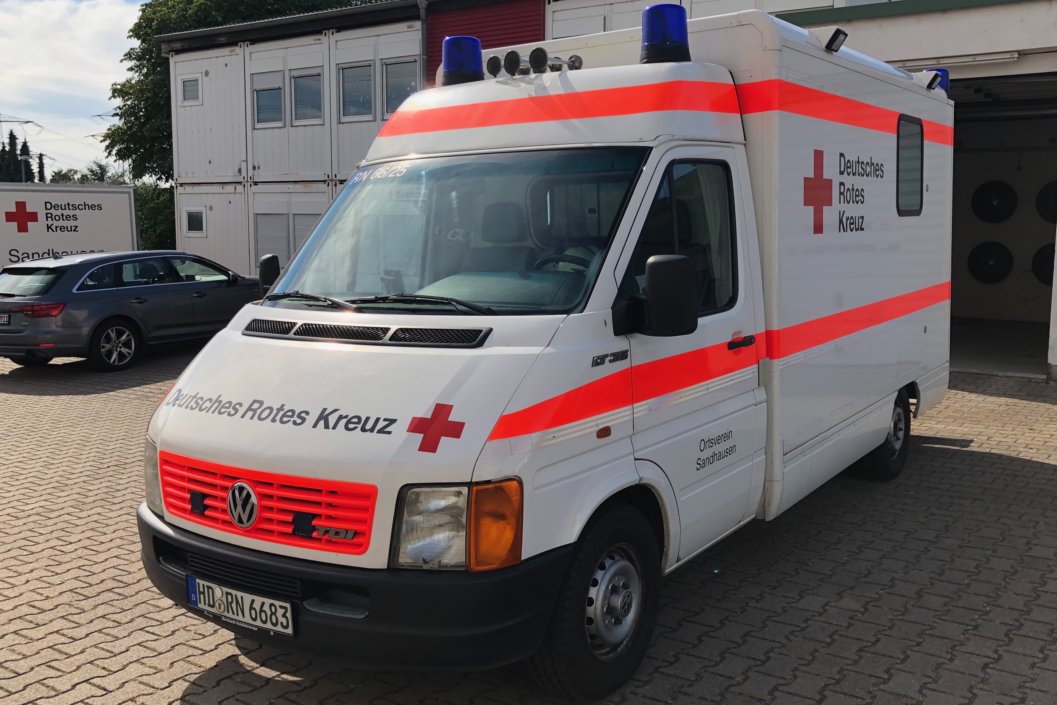 Ehemaliger RTW des DRK Sandhausen
